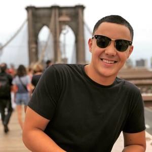 Meet your Posher, Justin